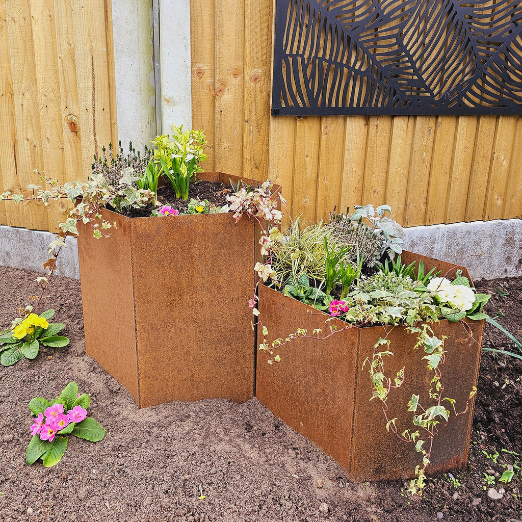 Hexagon-Shaped Rustic Steel Planter - 400mm Diameter x 400mm Height