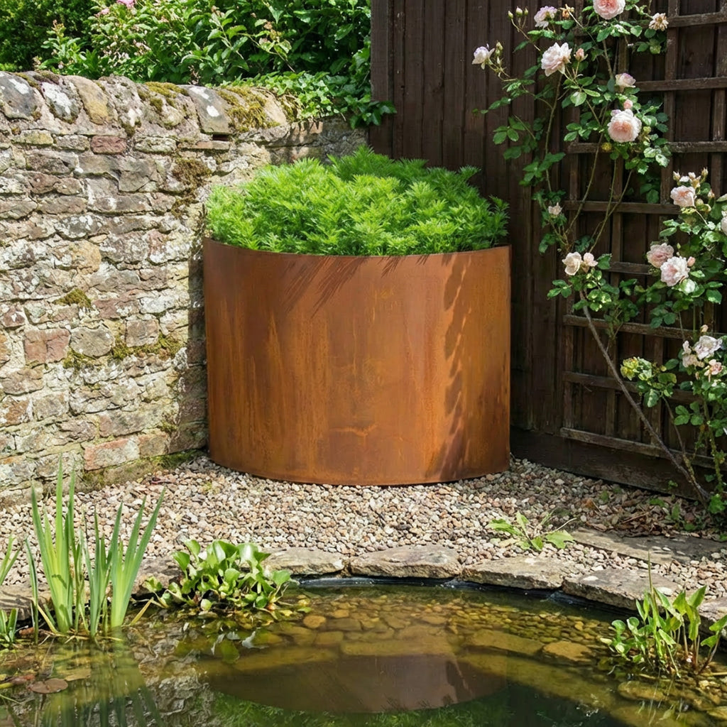 Quarter Circle Rustic Steel Corner Planter - 900mm Radius x 600mm Height